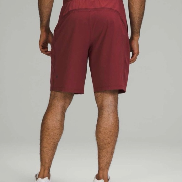 lululemon Pace Breaker lined Shorts in Burgundy - Picture 5 of 6